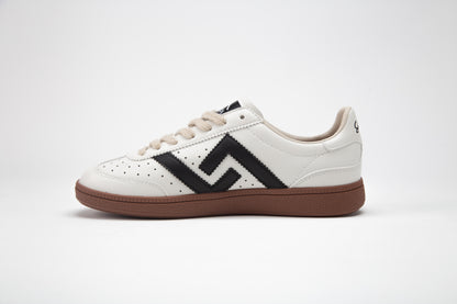 SA77A STEPS NOIR ET BLANC